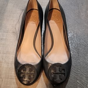 Tory Burch pump